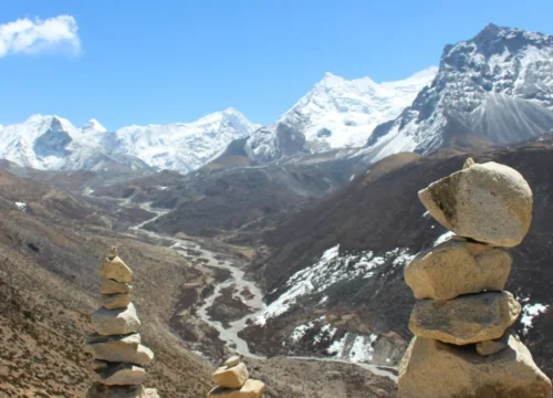 View from climbers’ memorial looking toward Dingboche on the route to Lobuche