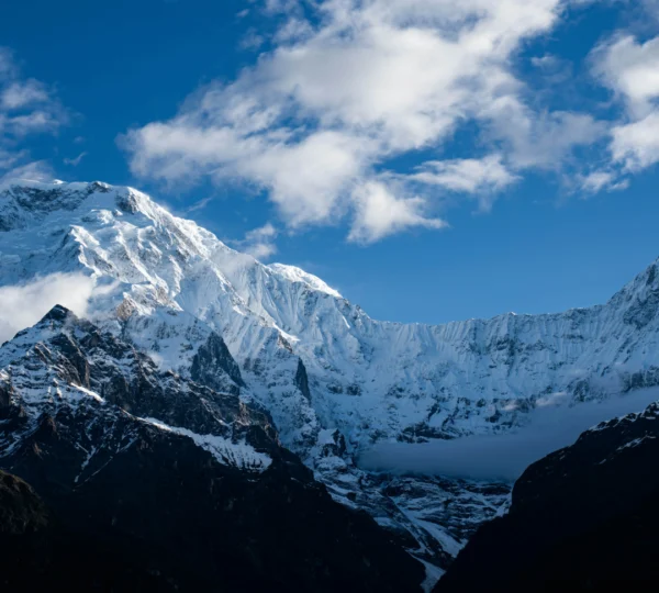 Annapurna Base Camp trekking route with Himalayan peaks in Nepal